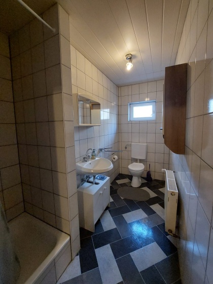 Röntgenstrasse, Hessisch-Lichtenau, 5 Bedrooms Bedrooms, ,1 BathroomBathrooms,Apartment,For Rent,Röntgenstrasse,1029